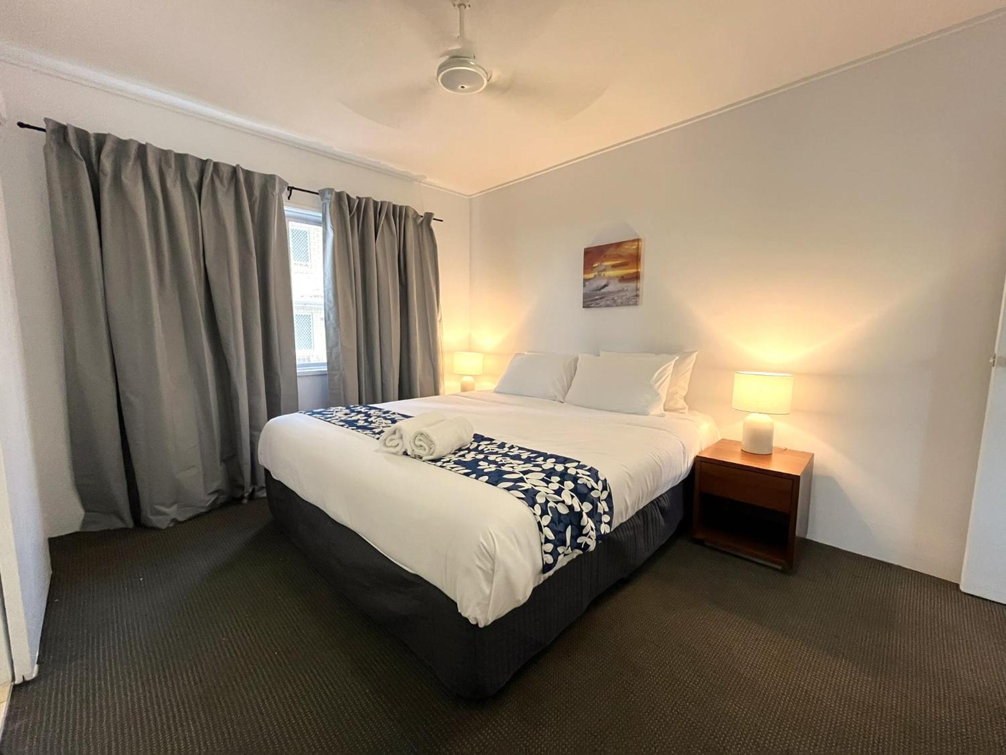 Browns Broadbeach Guldkusten Exteriör bild