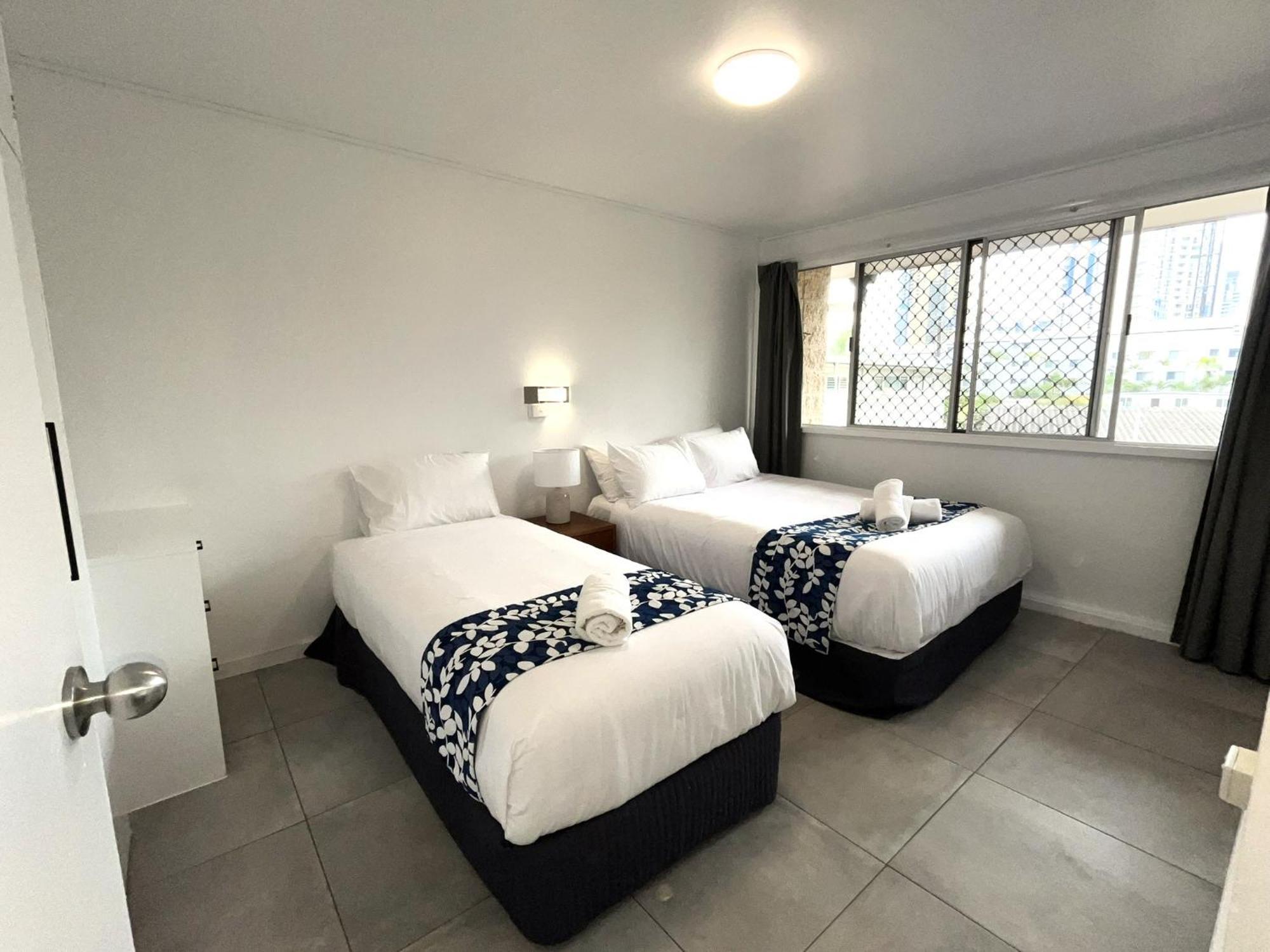 Browns Broadbeach Guldkusten Exteriör bild