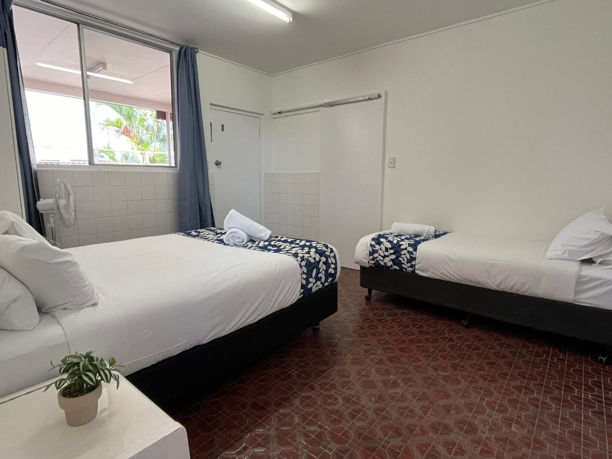 Browns Broadbeach Guldkusten Exteriör bild