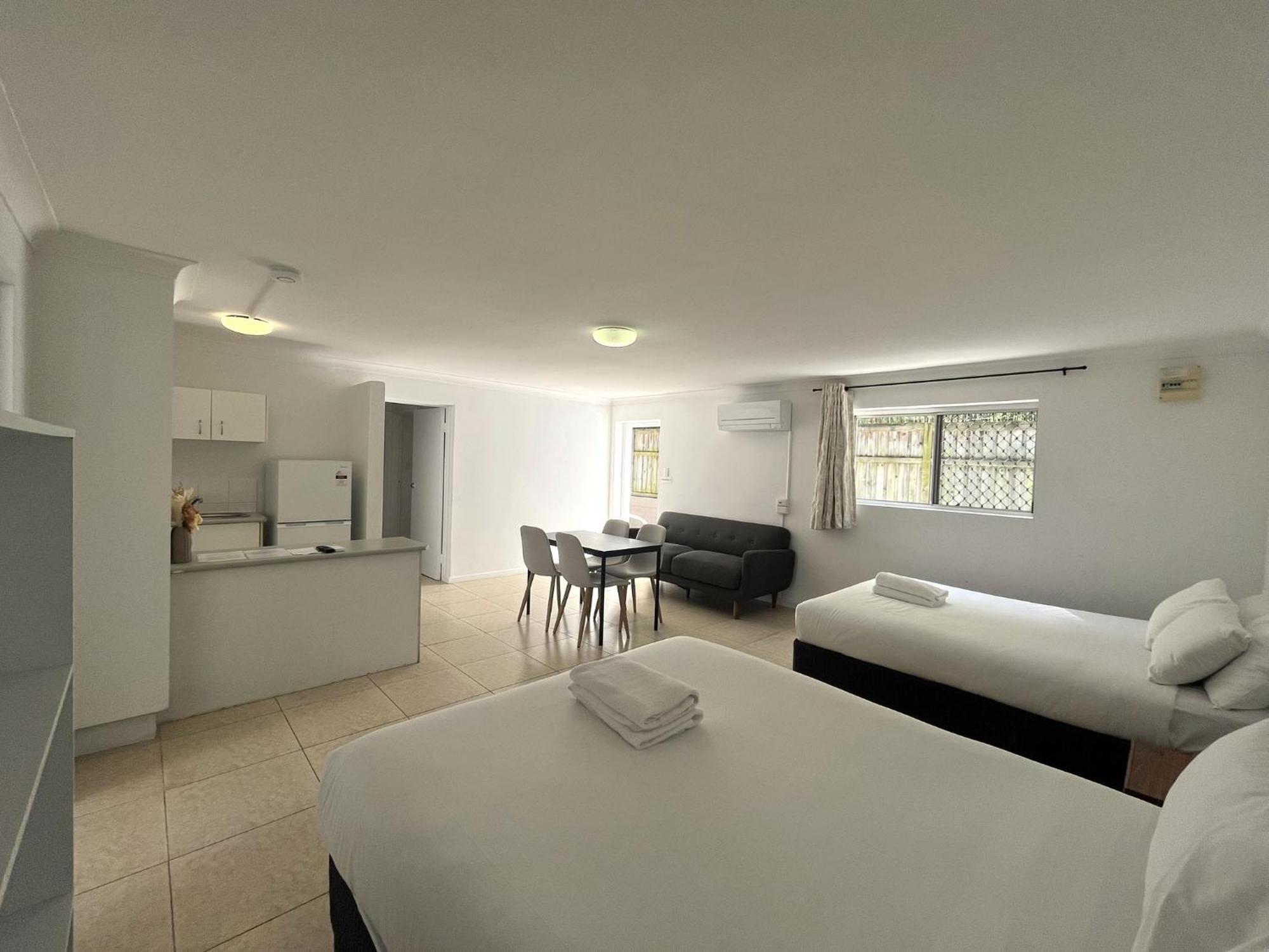 Browns Broadbeach Guldkusten Exteriör bild