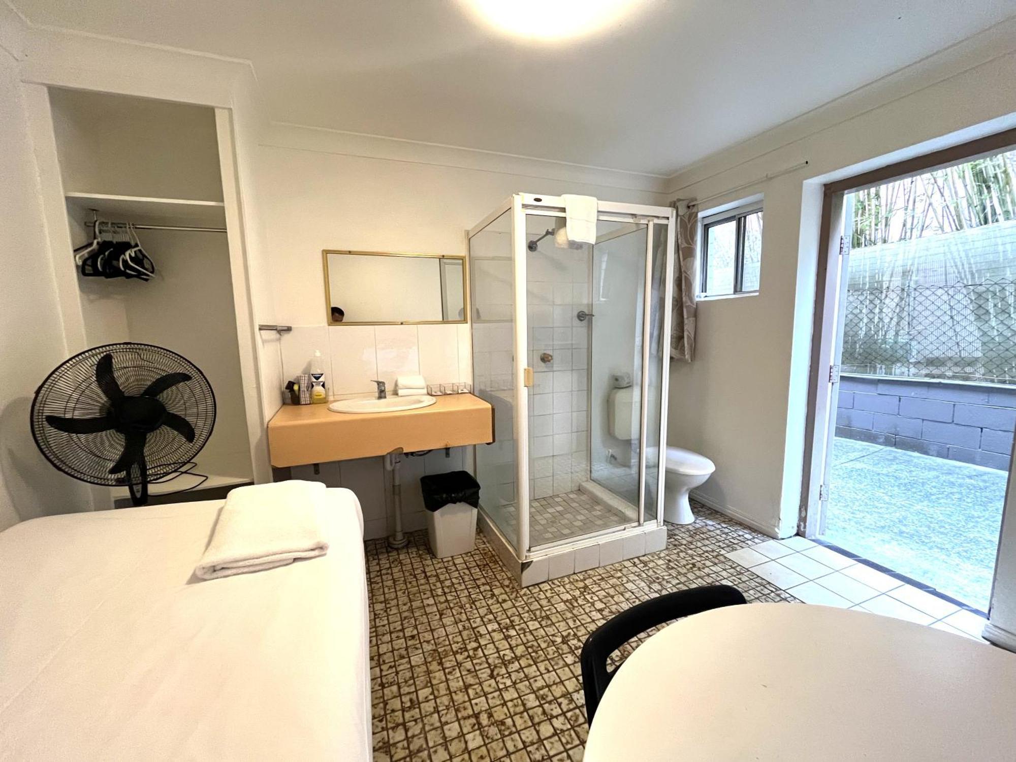 Browns Broadbeach Guldkusten Exteriör bild
